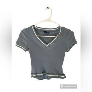 Contrast Striped Rib-knit Crop Tee